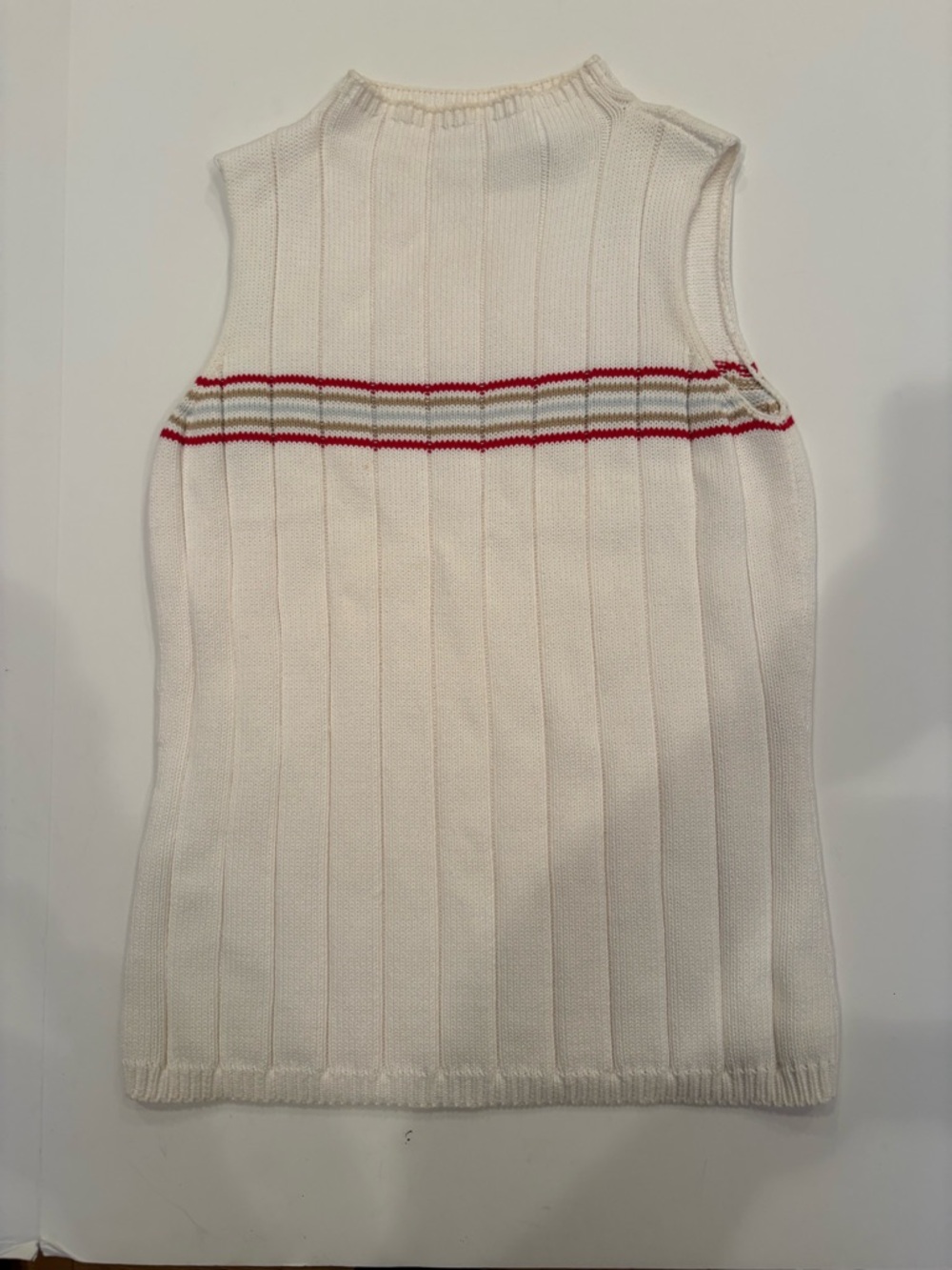 Liz Claiborne White Sleeveless Knit Top with Red and Tan Stripes med-summer